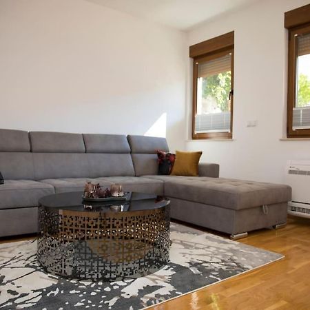 Apartment Divine Mostar Exterior photo